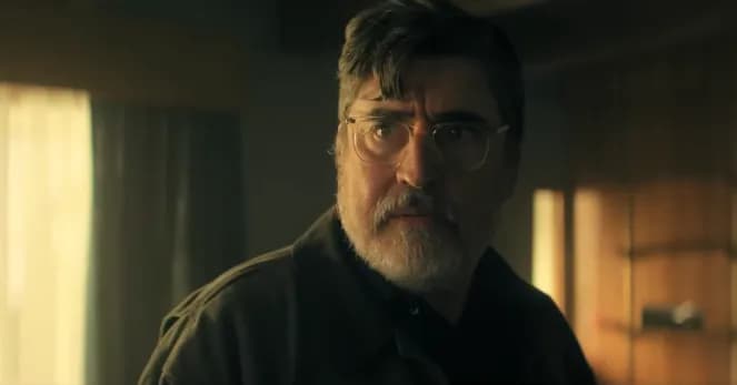 Сменили детей на пенсионеров: «Городок» от братьев Даффер стал хитом