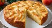 Вкусный друг шарлотки "Дон абрикос": беру стакан молока и масло — пирог выходит нежный и пушистый
