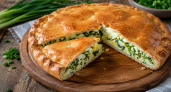 Кефир, зелень и парочка яиц — заливной пирог пеку прямо в сковороде: вкусно, быстро и лениво