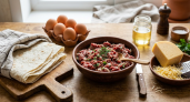 Беру лаваш, фарш и сыр: сворачиваю рулет и в духовку — вкуснейший мясной пирог за 30 минут без лишних хлопот