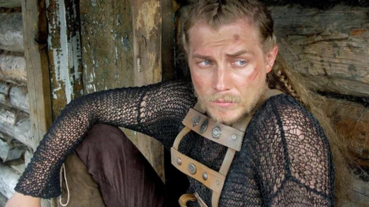 Исконно русский «Ведьмак» уже был: бюджет смешной, графика спорная, но сериал «Молодой Волкодав» пересматривают по 3 раза